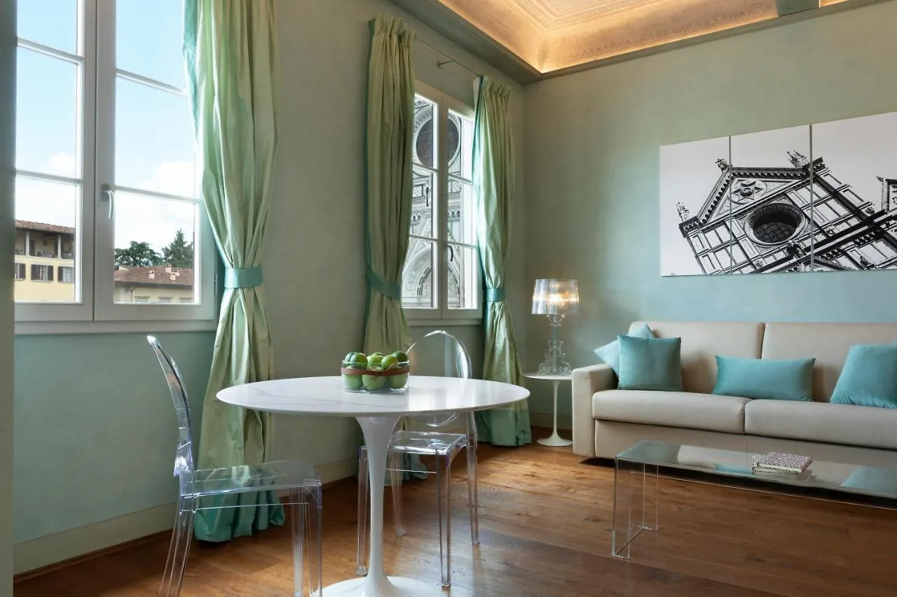 Santa Croce Front View Suite Florence